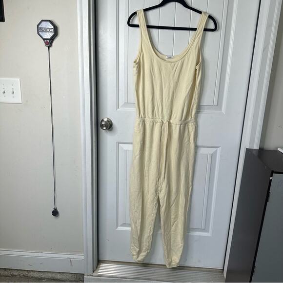 Vitamin A pale cream yellow Avalon jumpsuit size small revolve vacation - Picture 2 of 6